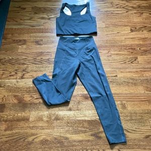 Girlfriend collective gray workout set!